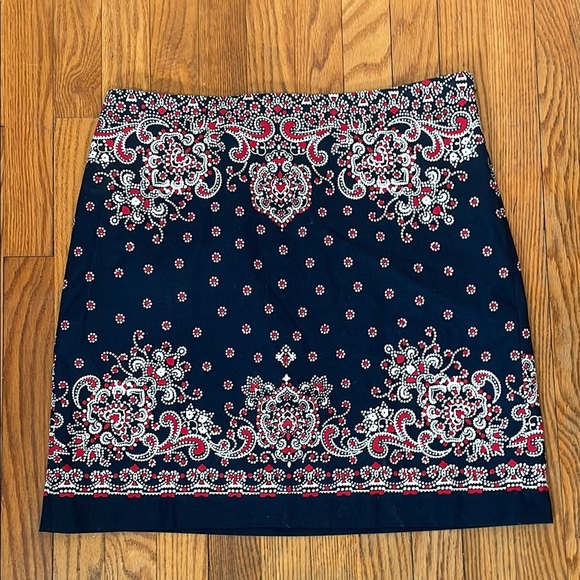 Talbots Bandana Print A-line Mini Skirt Women Petite 14p Navy Red NWT - Picture 1 of 6